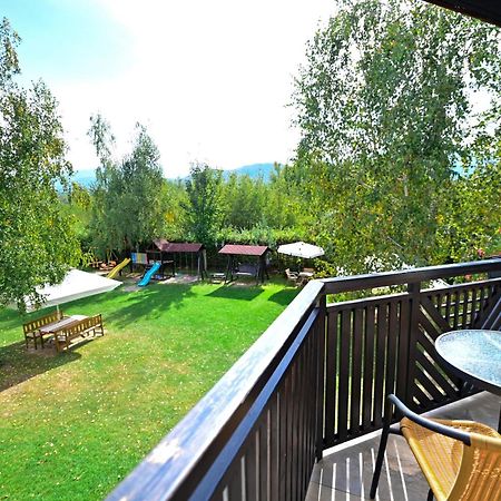 Natura Family Resort Avrig Ngoại thất bức ảnh